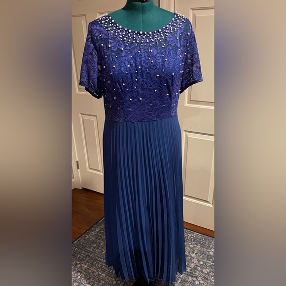 SHEIN Dresses & Skirts - SHEIN Royal Blue Lace Dress with Pearl Details